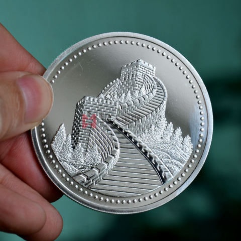 湖南長沙某大學(xué)院校定制純銀紀(jì)念章